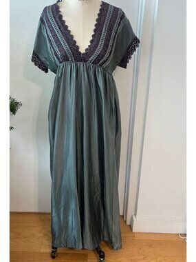 VTG CHRISTIAN DIOR MISS DIOR  Romantic Sage Green/Plum Sateen & Lace Nightgown S